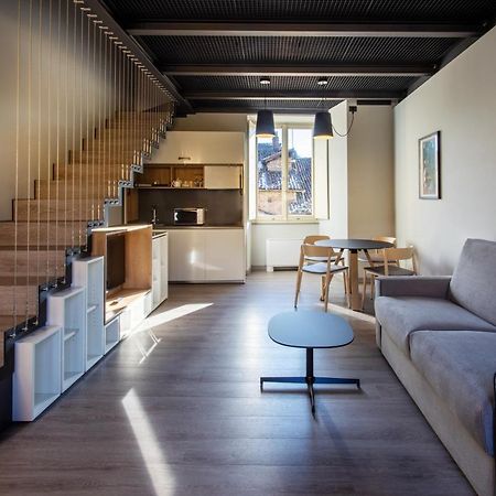 Palazzo Le Poste - Suite And Apartments ปาร์มา ภายนอก รูปภาพ