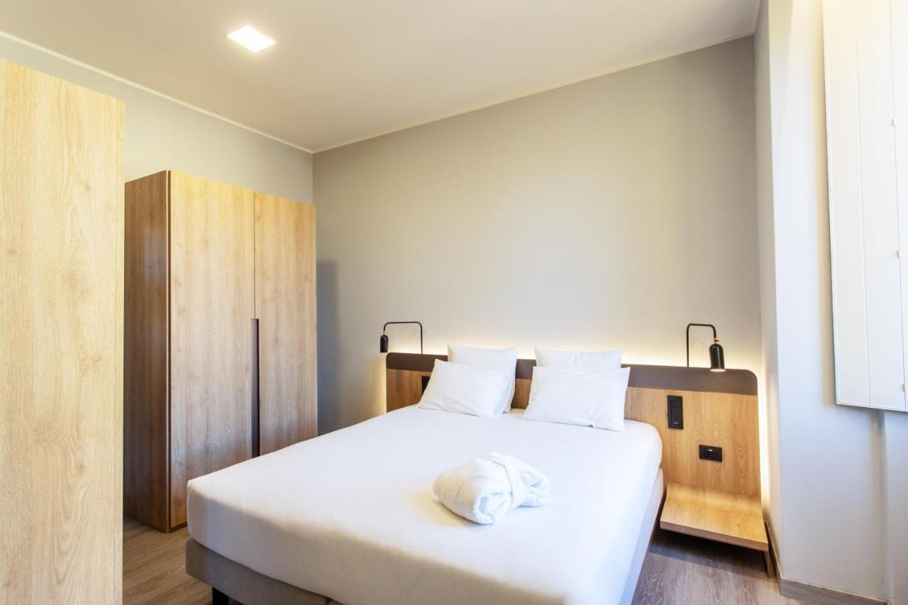 Palazzo Le Poste - Suite And Apartments ปาร์มา ภายนอก รูปภาพ